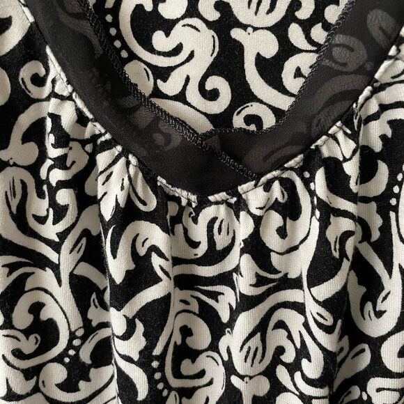 626 -LONG SLEEVE DRESS BY ANNE KLEIN - Picture 7 of 10